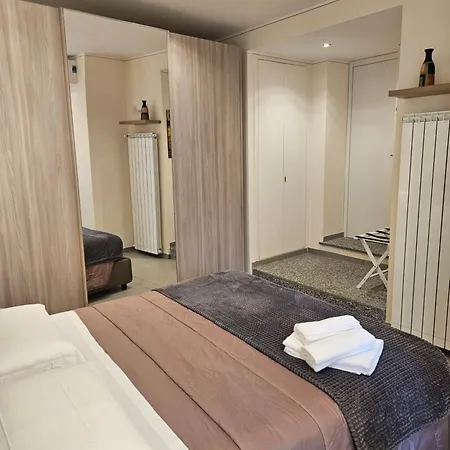 La Rosa Del * Stresa